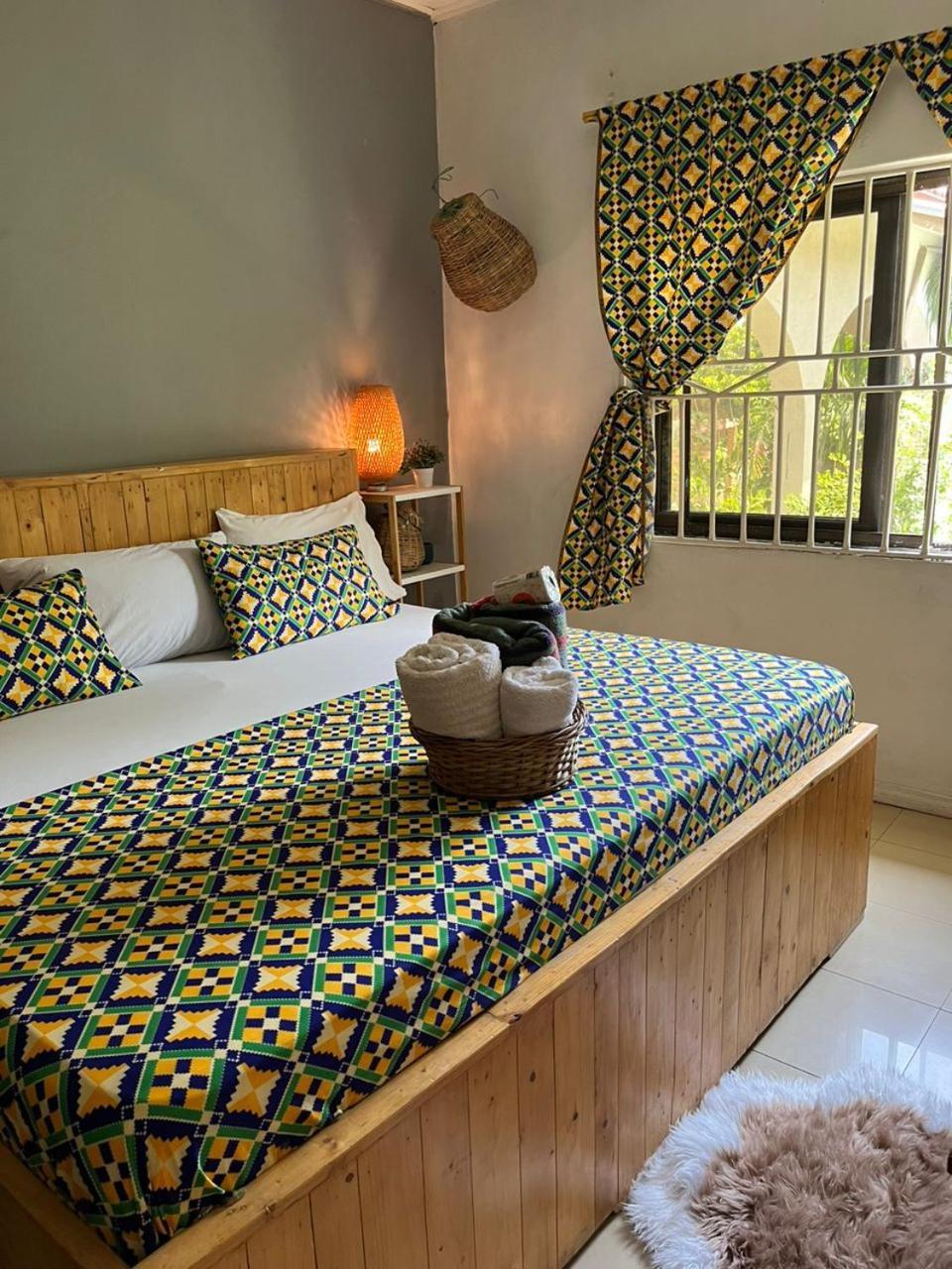 African Treasure Beach Resort Kokrobite Экстерьер фото