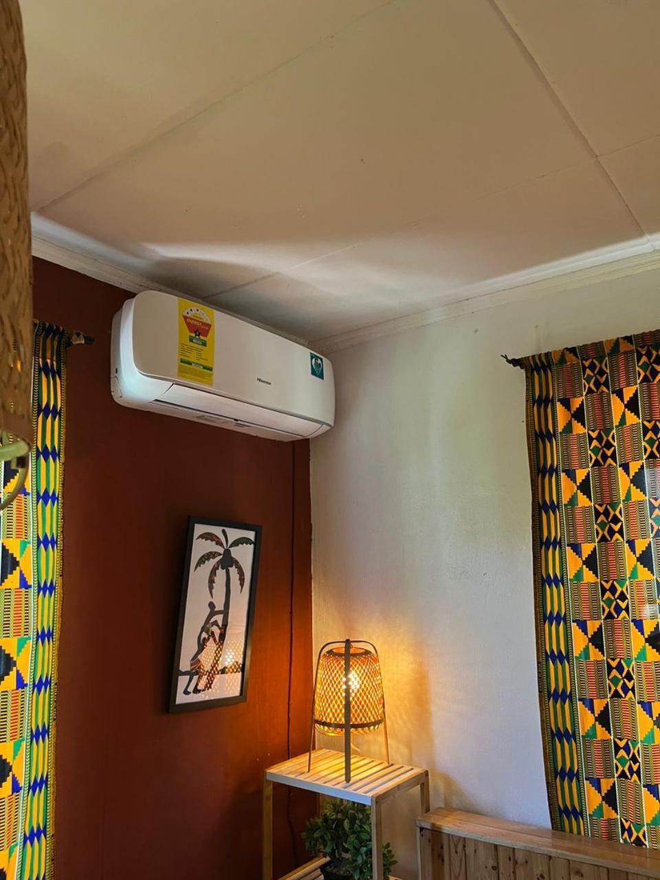 African Treasure Beach Resort Kokrobite Экстерьер фото